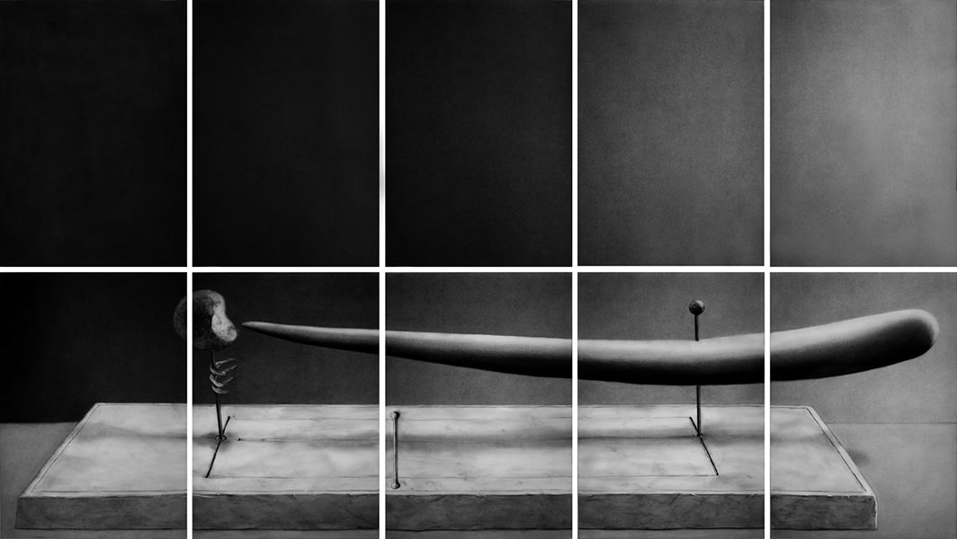 POINTE À L’OIEL, 2023 - Museum der Schatten, [Alberto Giacometti]; Kohle/Papier, 10-teilig, je 100 x 70 cm, gesamt 201 x 354 cm